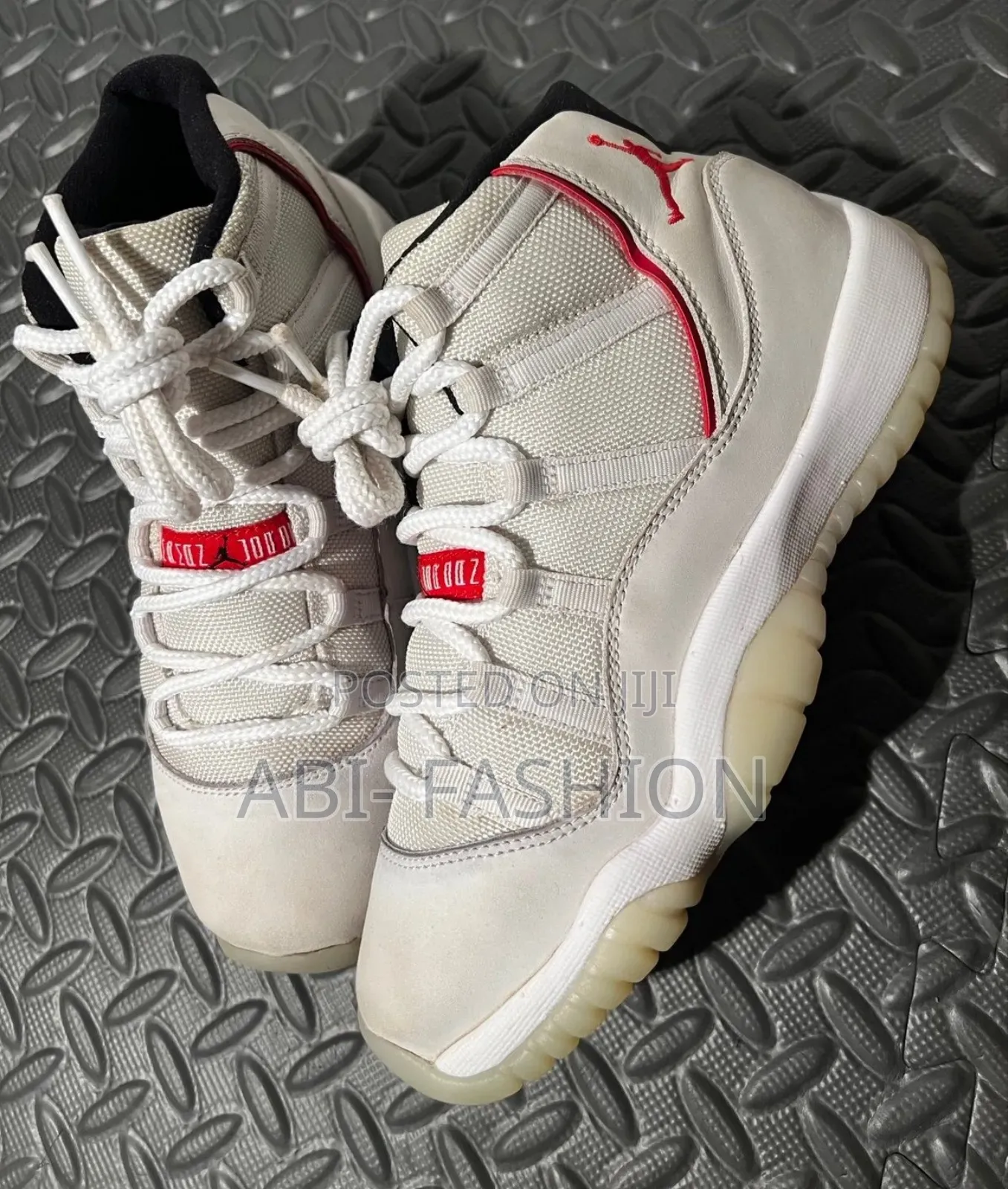 Air Jordan 11 Gs Retro Platinum Tint"