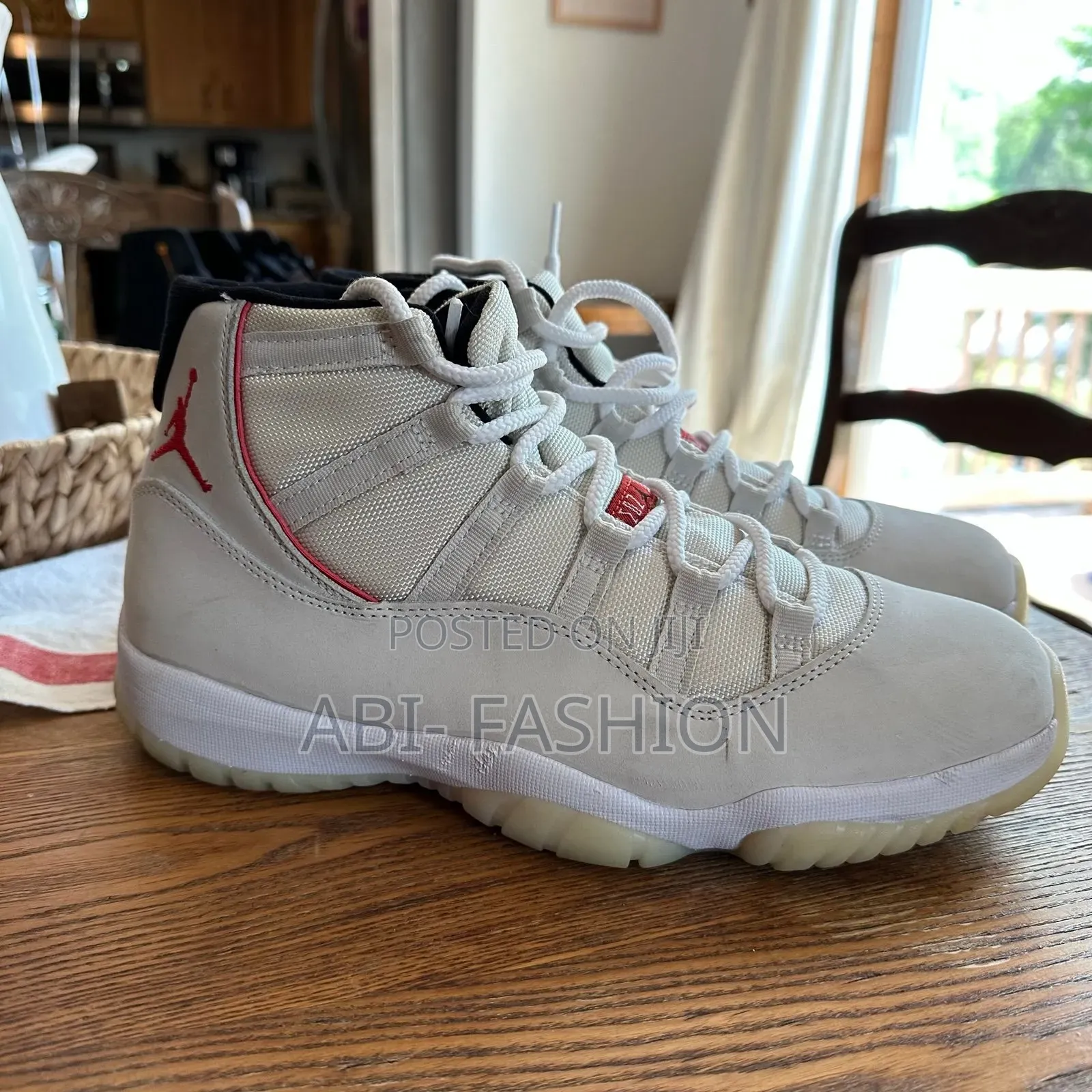 Air Jordan 11 Gs Retro Platinum Tint"