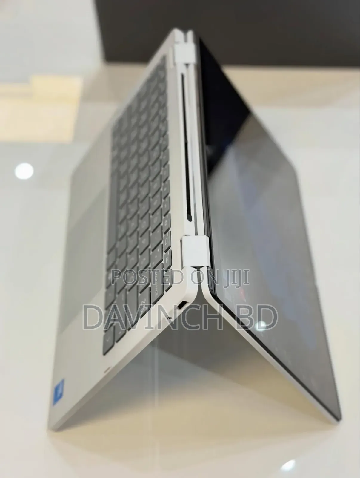 New Laptop HP OmniBook 5 Flip 16GB Intel Core Ultra 7 SSD 512GB