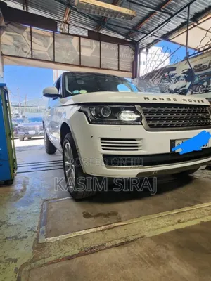 Land Rover Range Rover 3.0L Turbocharged Diesel Td6 2018 White