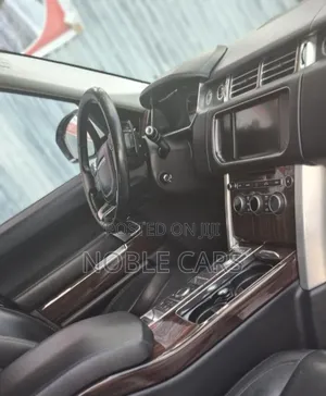 Land Rover Range Rover Vogue 2019 White