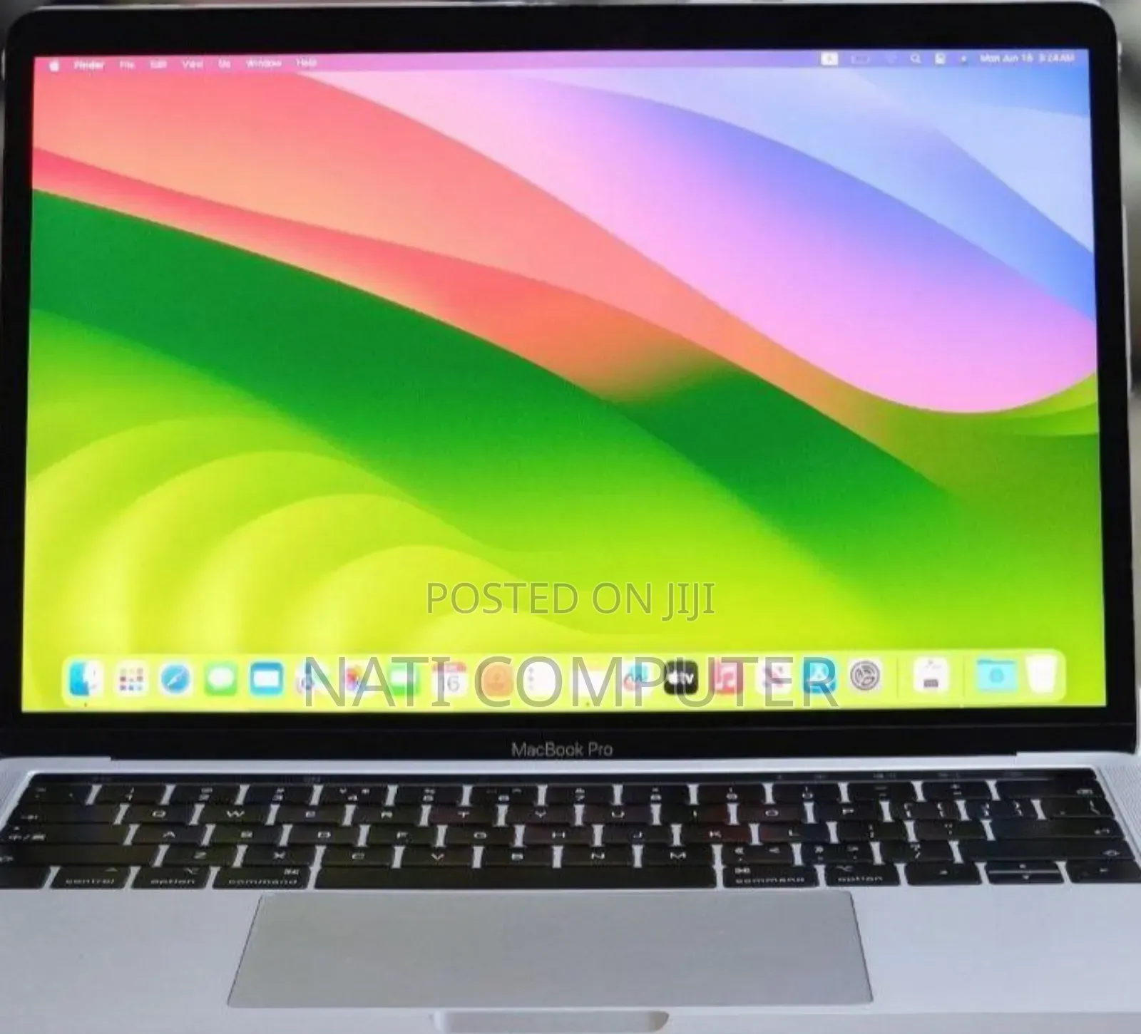 New Laptop Apple MacBook 2018 8GB Intel Core I5 SSD 256GB