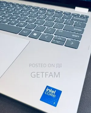 New Laptop HP OmniBook 5 14" 16GB Intel Core Ultra 7 SSD 512GB