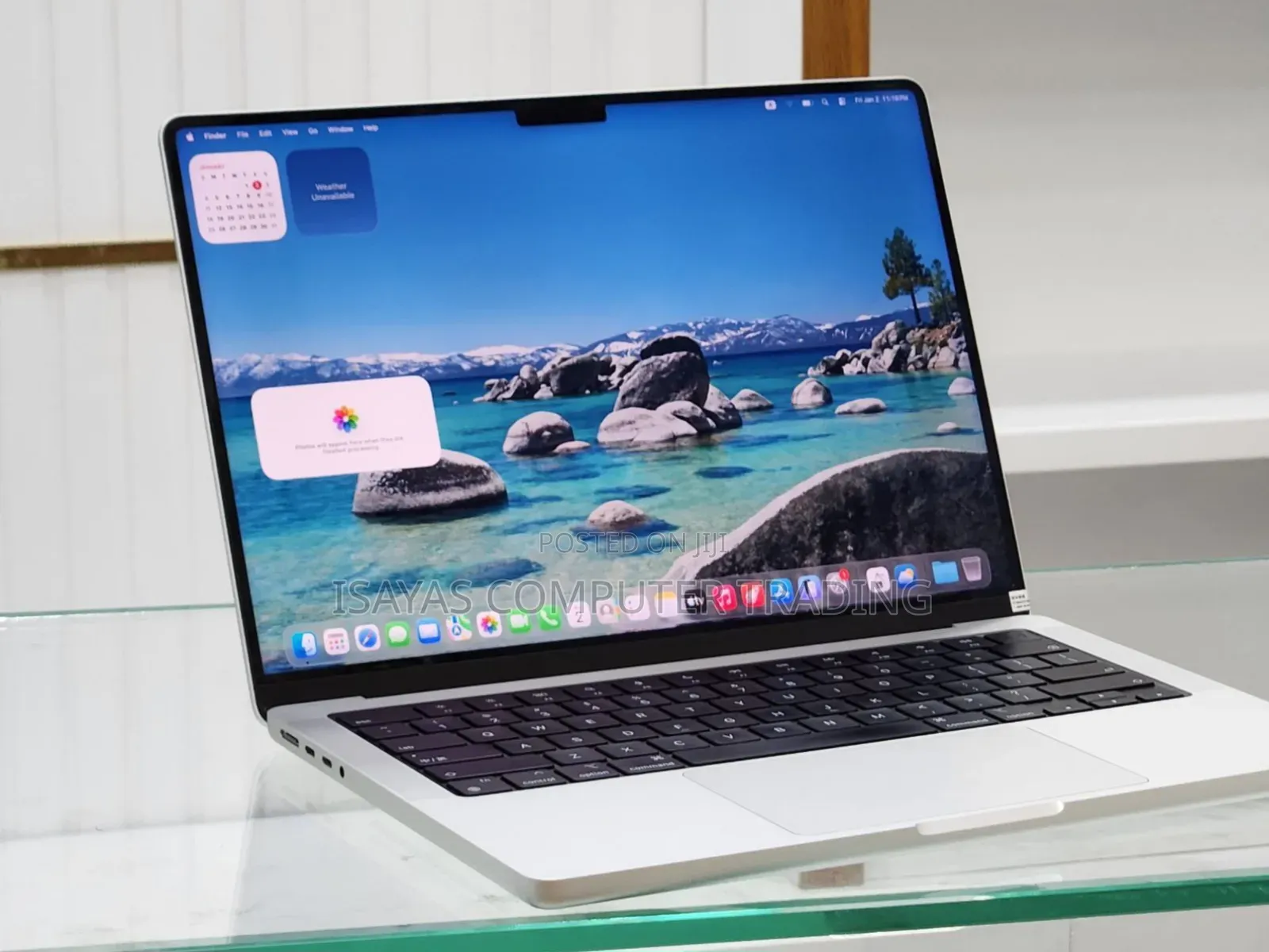 New Laptop Apple MacBook Pro 2023 M3 14-Inch 18GB SSD 512GB