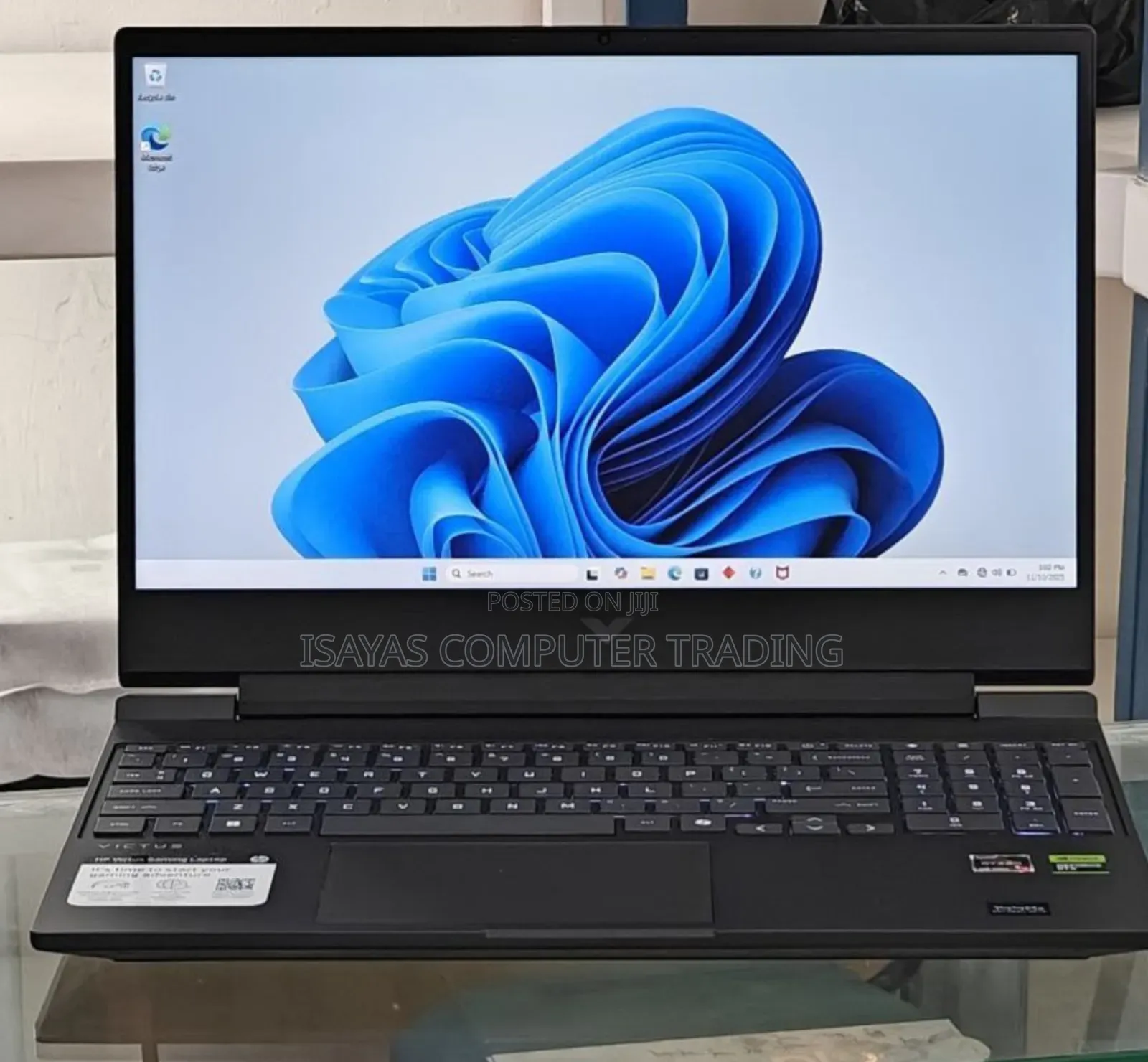 New Laptop HP Victus 15 16GB AMD Ryzen 7 SSD 512GB