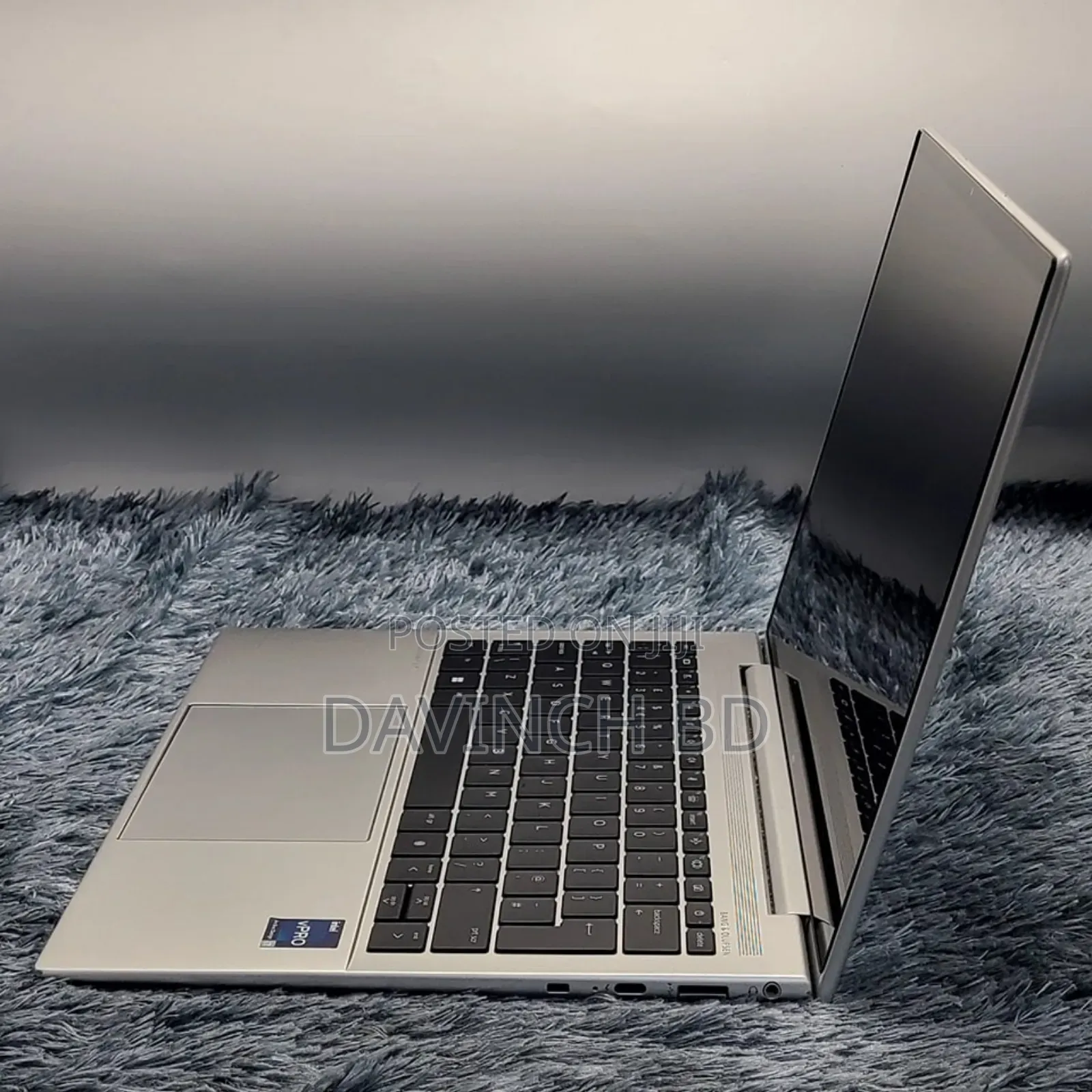 New Laptop HP Dragonfly G1 16GB Intel Core I7 SSD 512GB