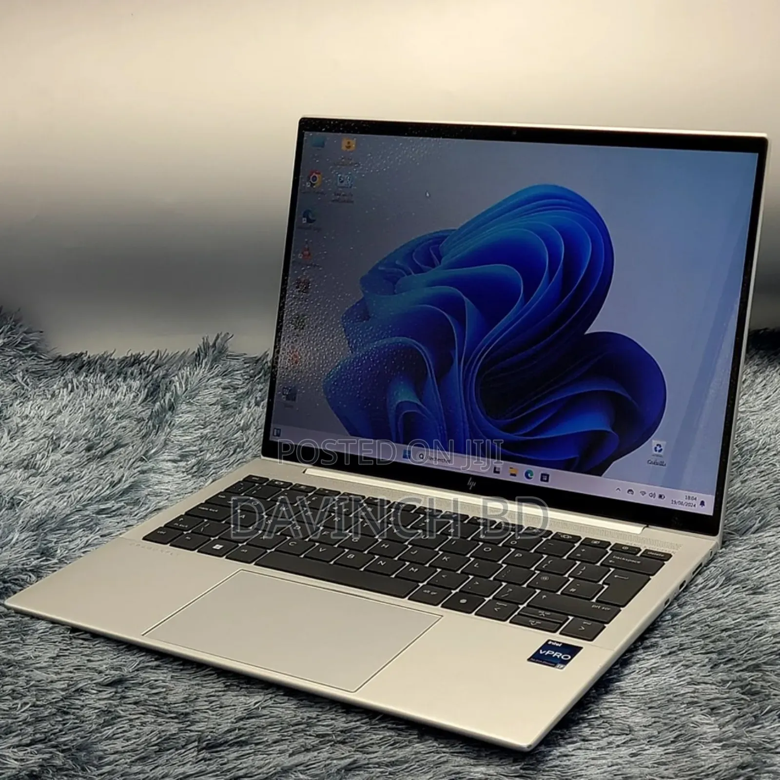 New Laptop HP Dragonfly G1 16GB Intel Core I7 SSD 512GB