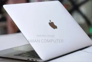 New Laptop Apple MacBook Pro 2018 8GB Intel Core I5 SSD 256GB