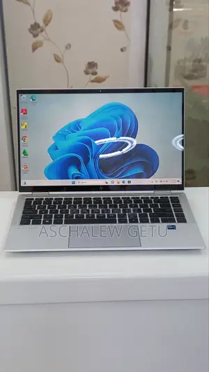 New Laptop HP EliteBook 1040 G8 16GB Intel Core I7 SSD 512GB