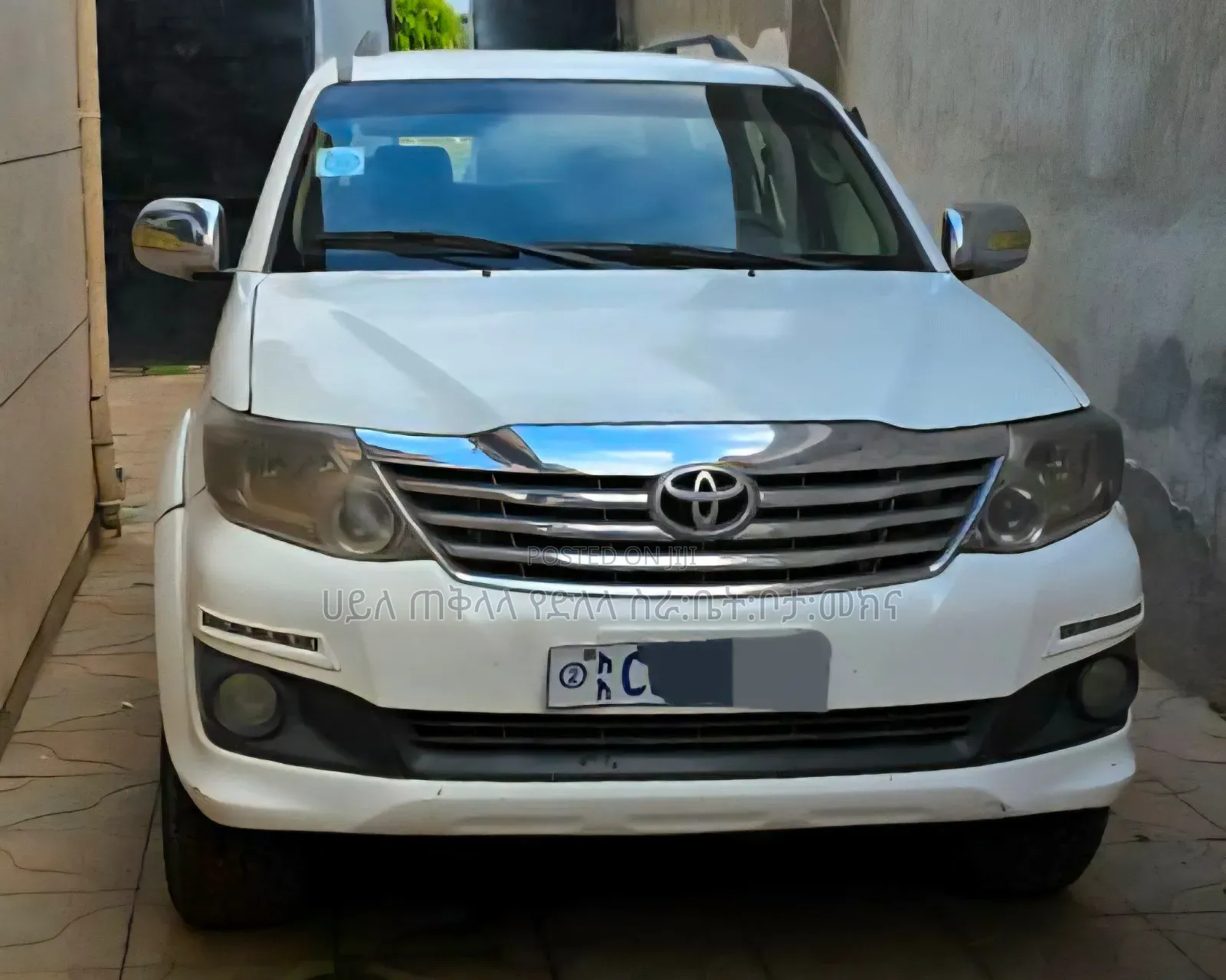 Toyota Fortuner 2009 White