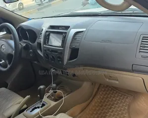 Toyota Fortuner 2009 White