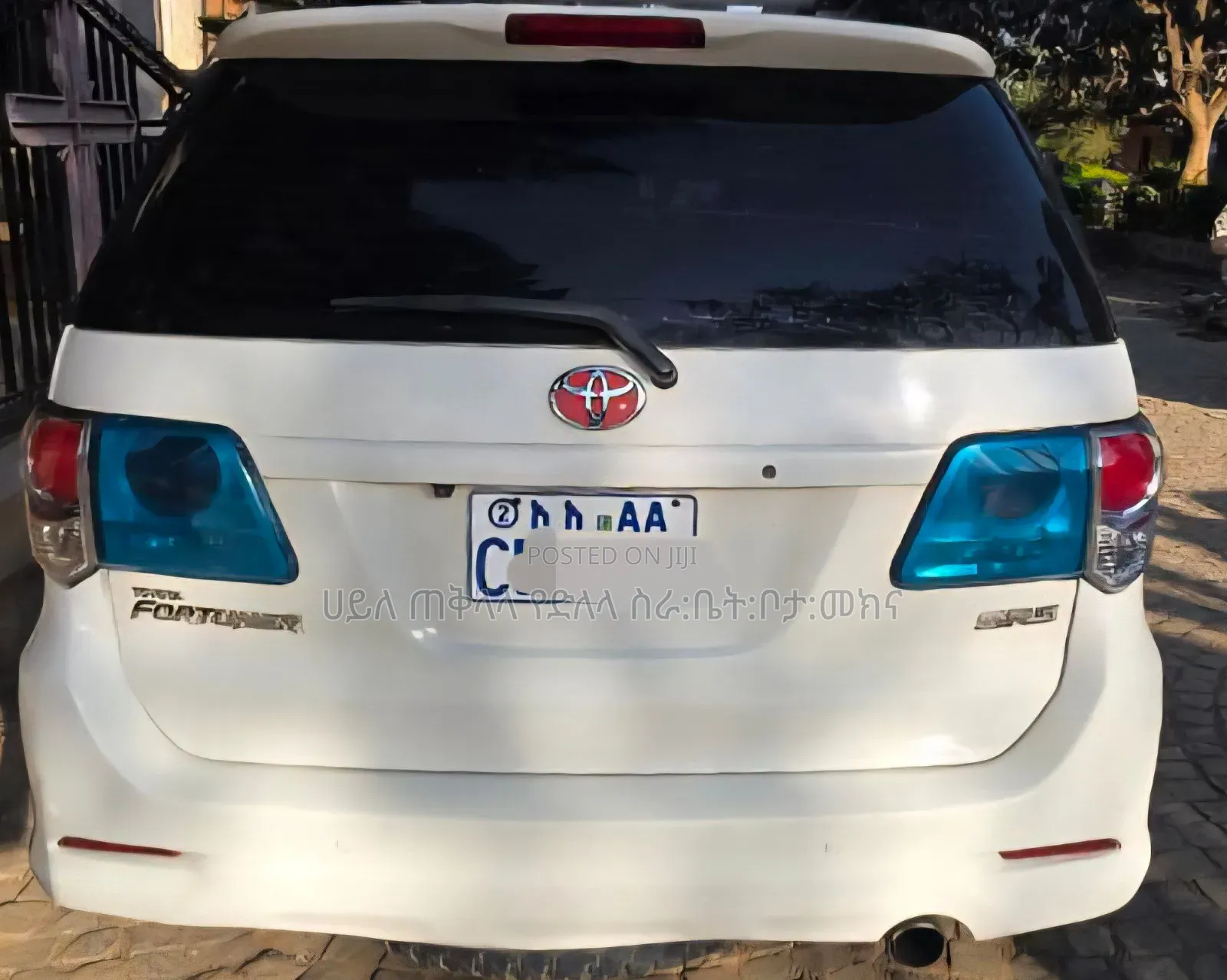 Toyota Fortuner 2009 White