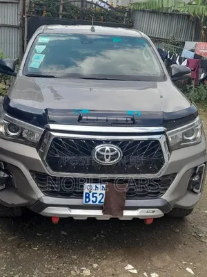 Toyota Hilux 2.8 Diesel 2020 Gold