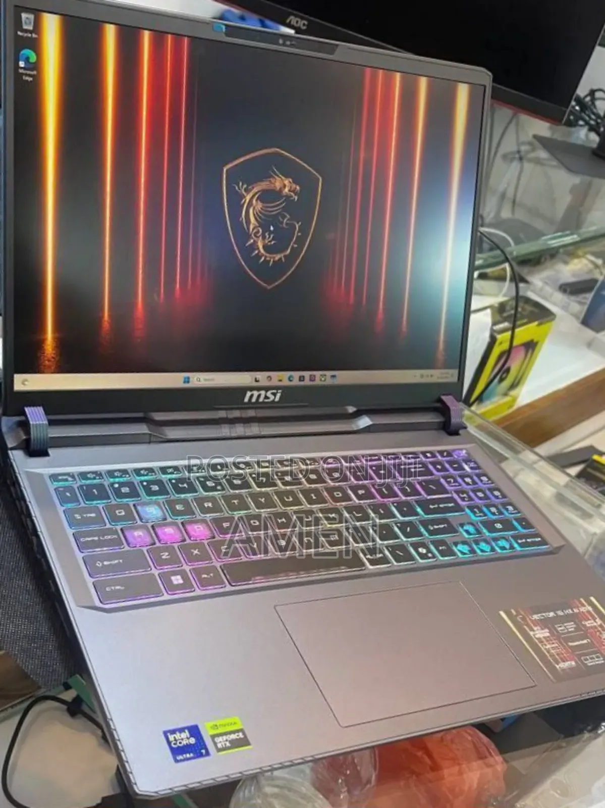 New Laptop MSI Vector 16 HX AI A2XWIG 16GB Intel Core Ultra 7 SSD 1T