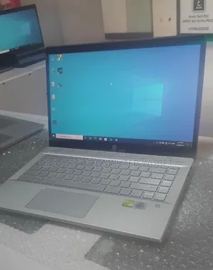 New Laptop HP 14-Dq2031tg 16GB Intel Core I7 SSD 512GB