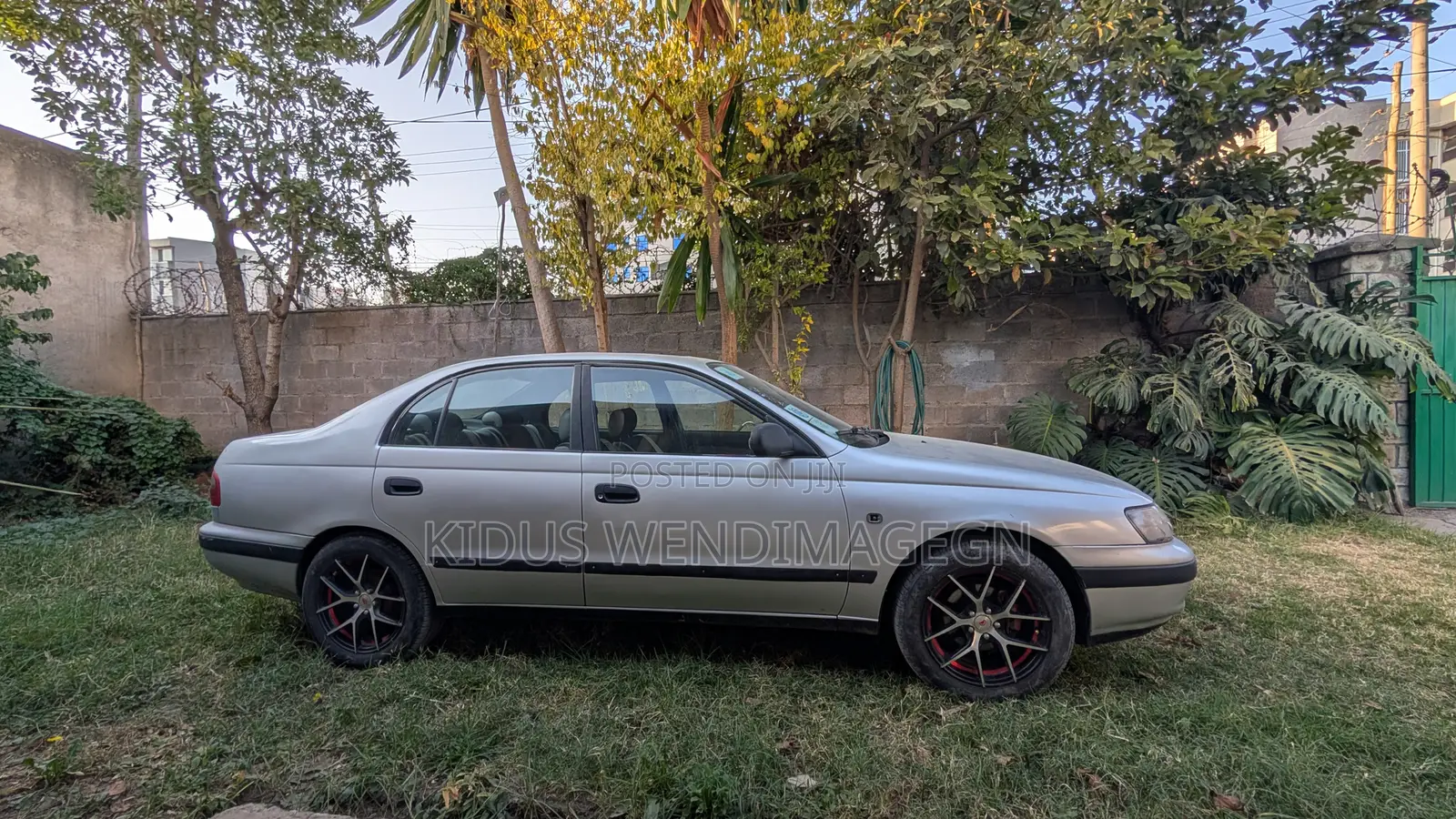 Toyota Carina E 1.6 Sedan 1995 Gray