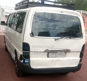 Toyota HiAce 2010 White