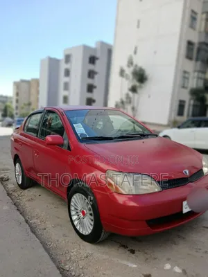 Toyota Platz 2002 Red