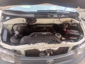 Toyota Land Cruiser 2018 White