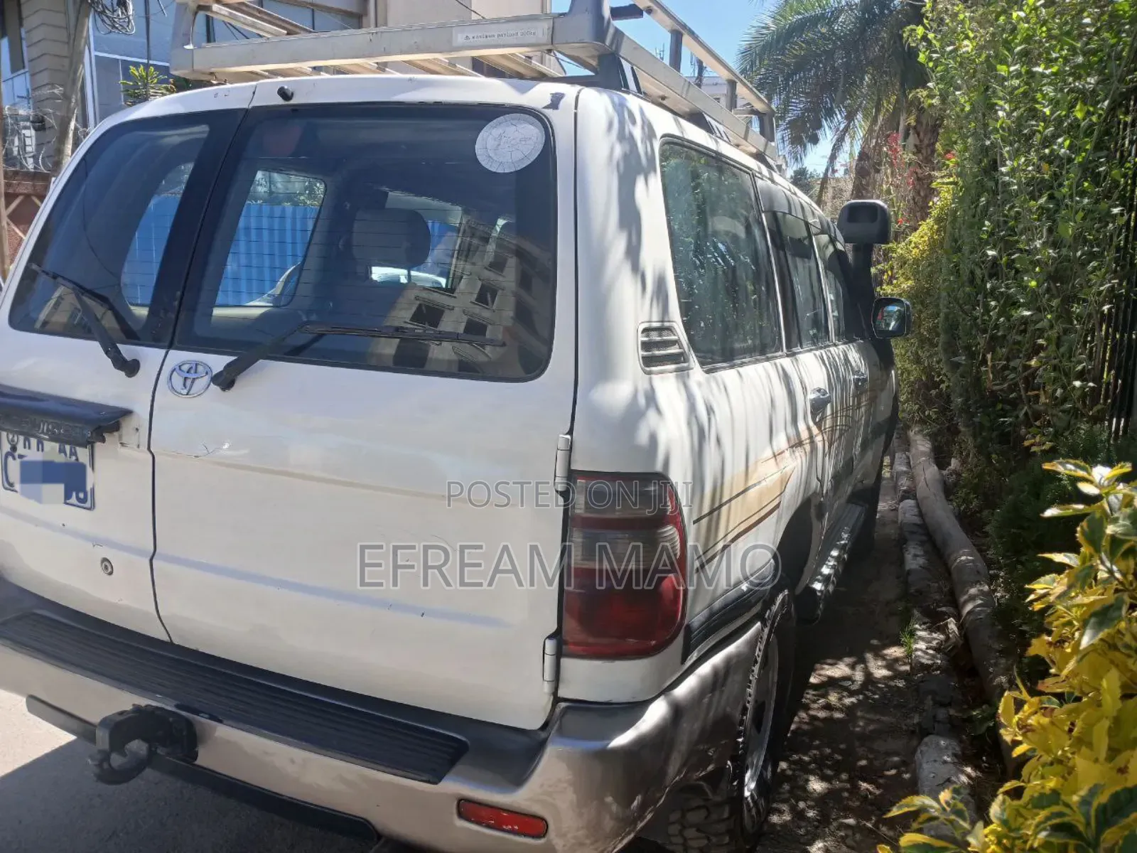 Toyota Land Cruiser 2004 White