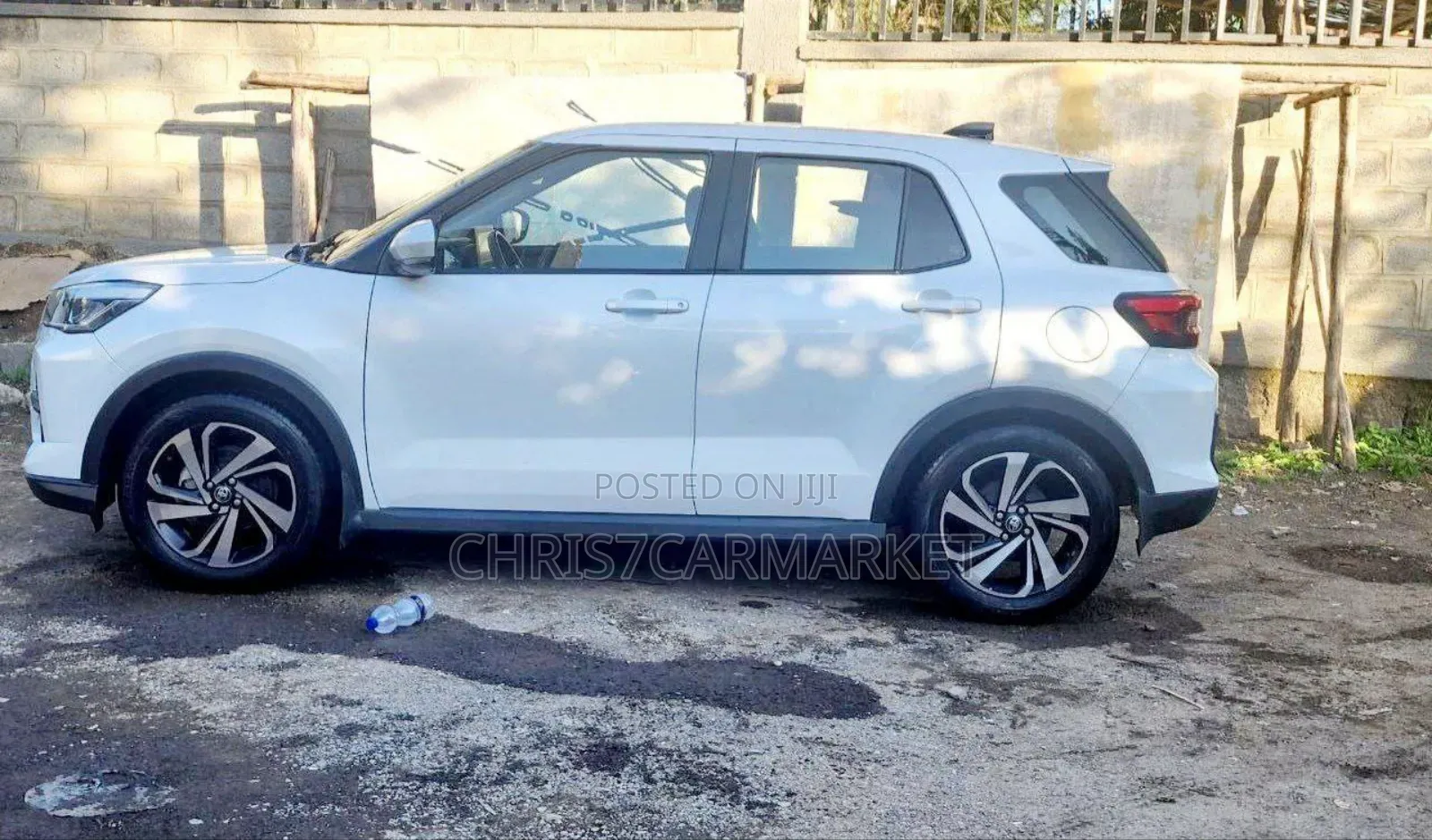 Toyota Raize 1.2 FWD 2023 White