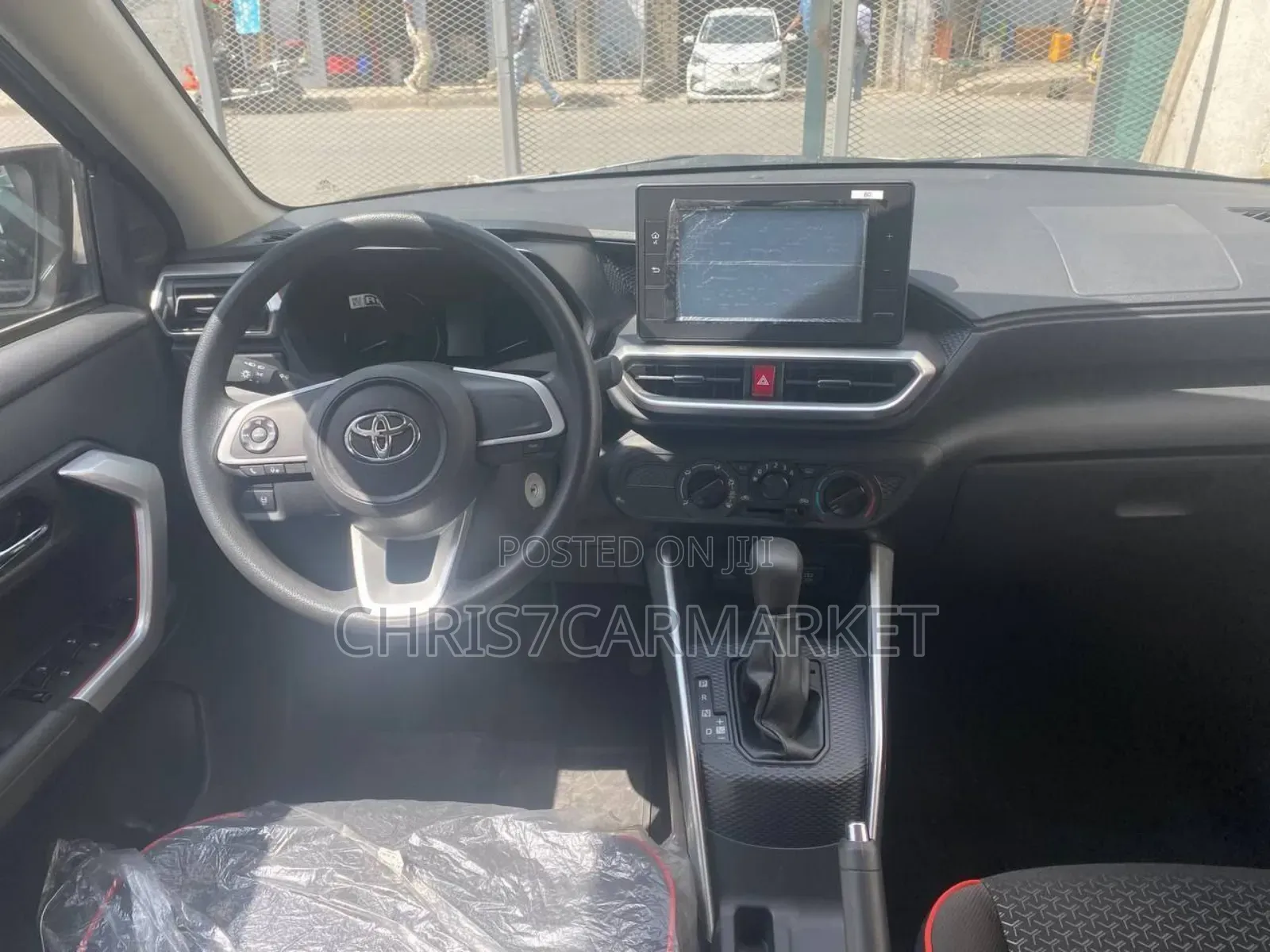 Toyota Raize 1.2 FWD 2023 White