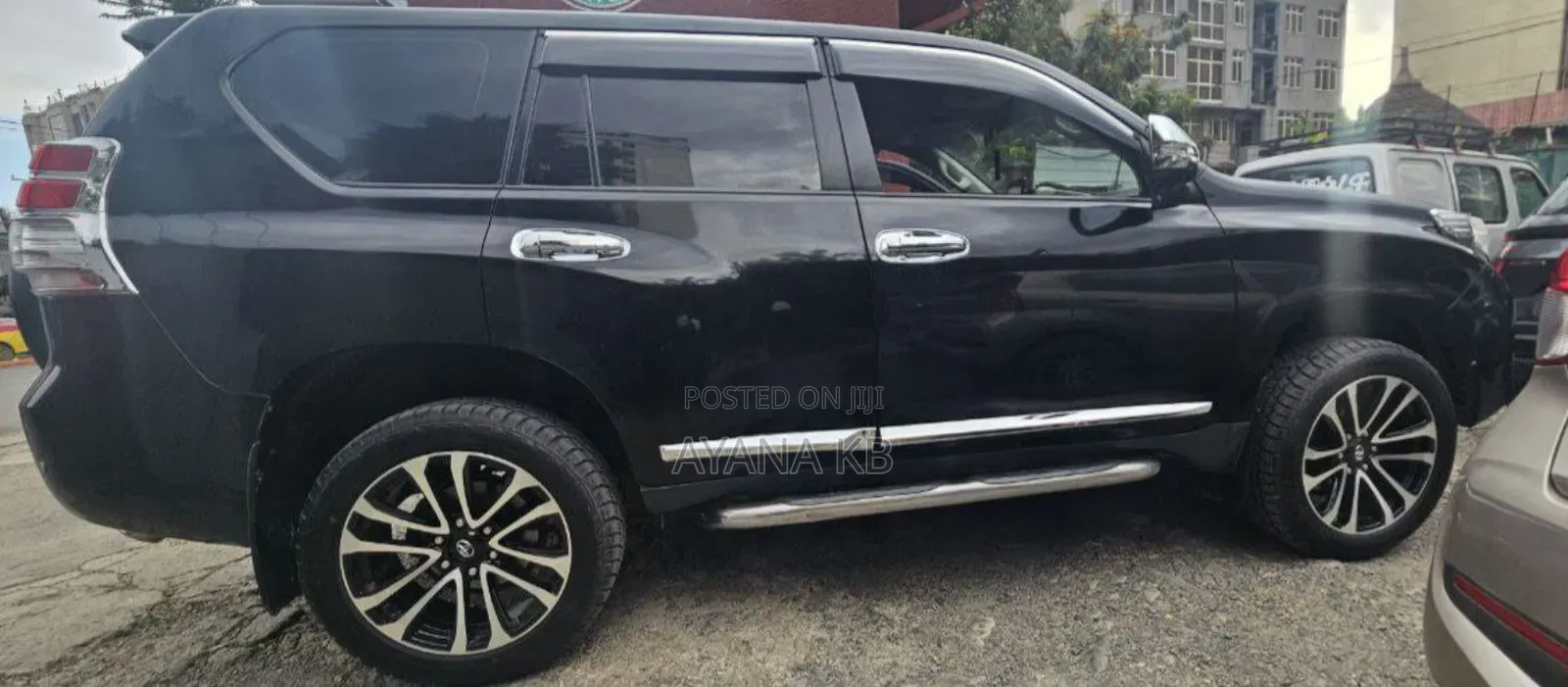 Toyota Land Cruiser Prado 2011 Black