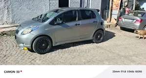 Toyota Yaris 2007 Gray