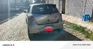 Toyota Yaris 2007 Gray