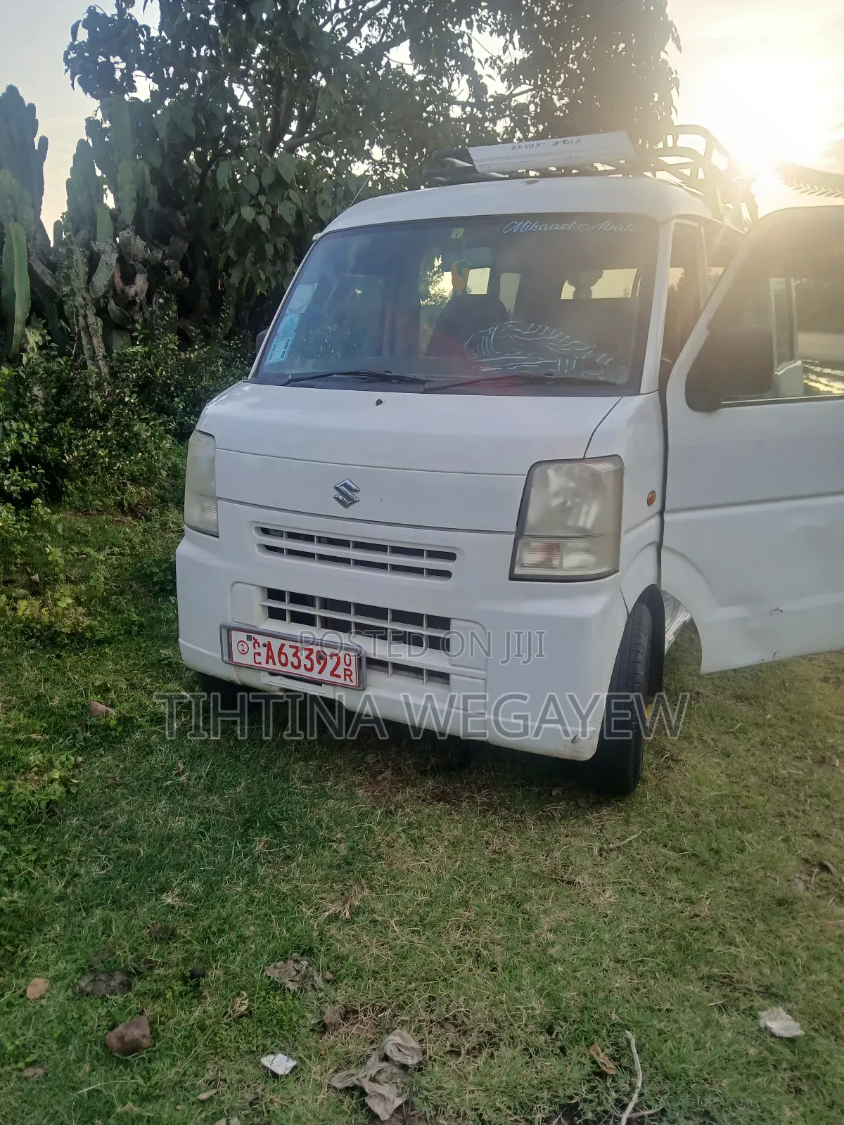 Suzuki Every 2012 White