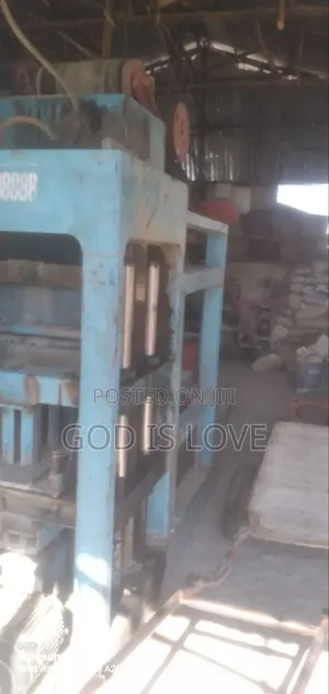የብሎኬት ማሽን Block Machine
