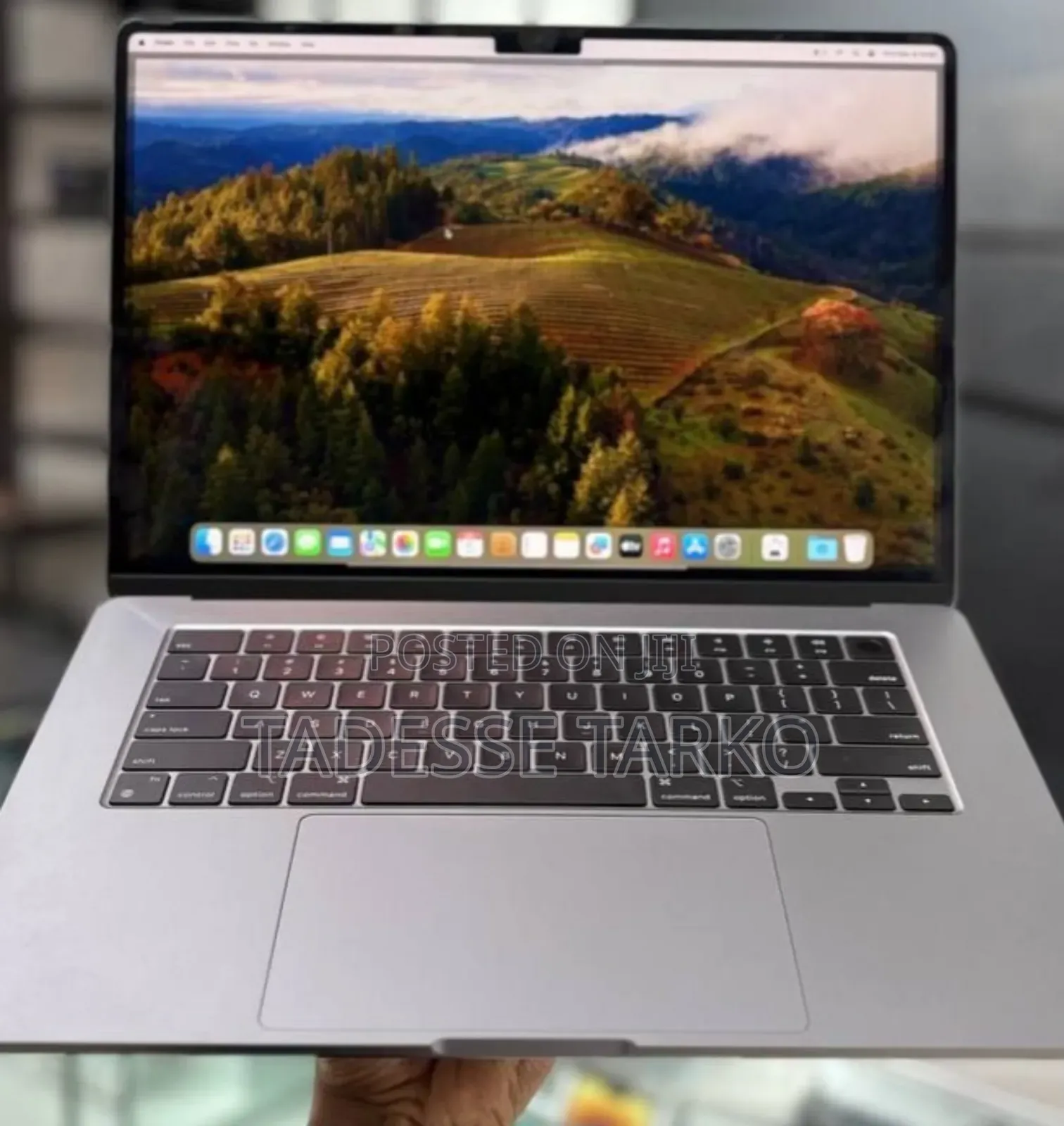 New Laptop Apple MacBook Air 2024 M3 15-Inch 8GB Apple M3 SSD 256GB