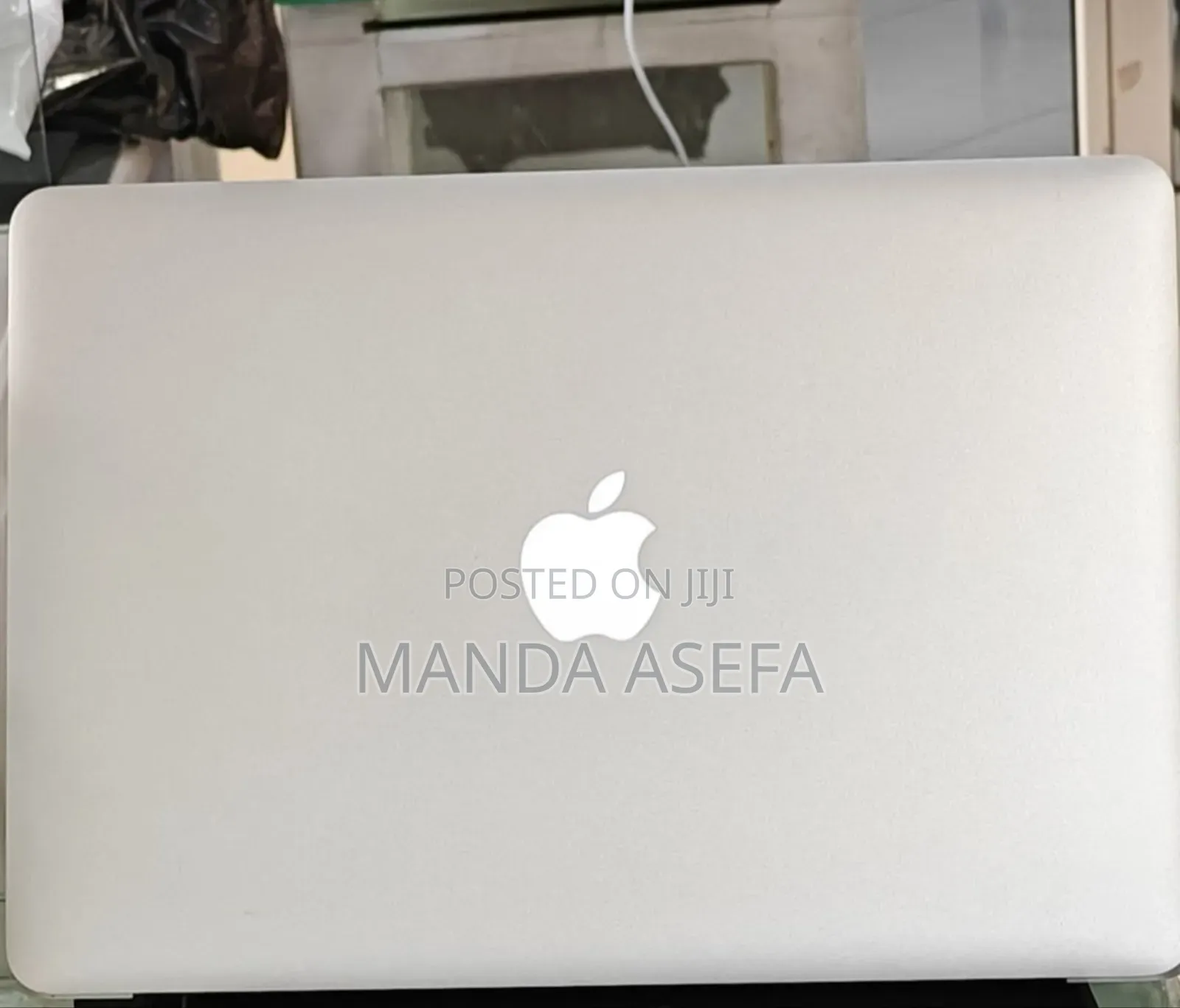 New Laptop Apple MacBook Pro 2017 8GB Intel Core I7 SSD 512GB