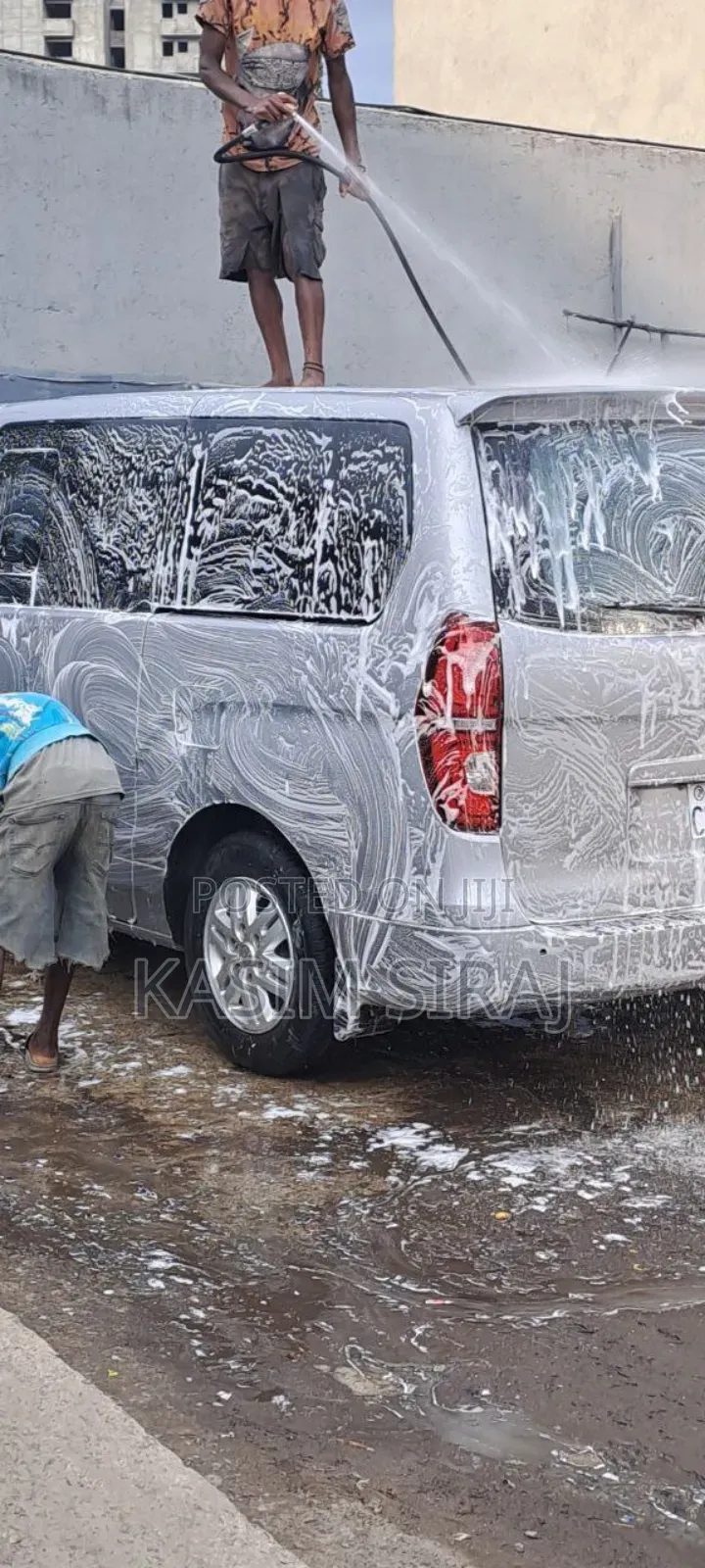 Hyundai H1 2017 Silver