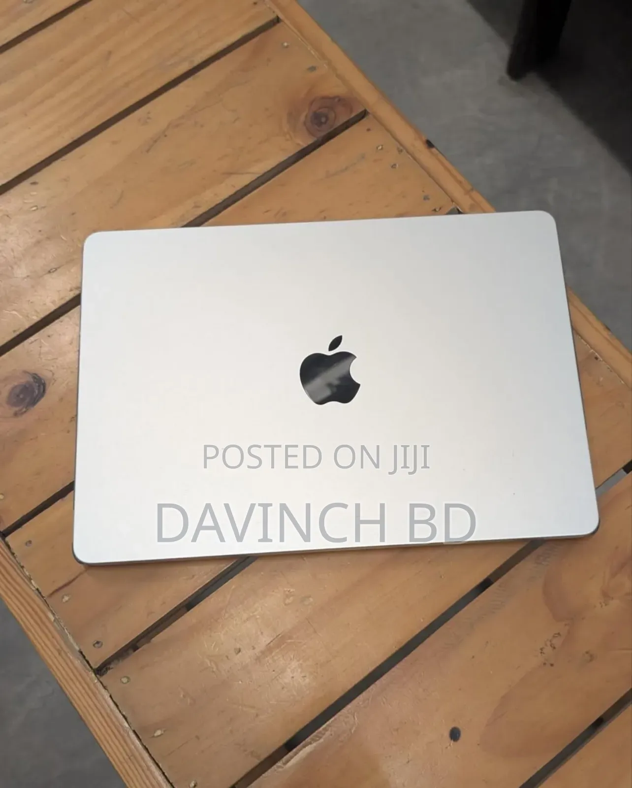 New Laptop Apple MacBook Air 2022 M2 16GB Apple M2 SSD 256GB