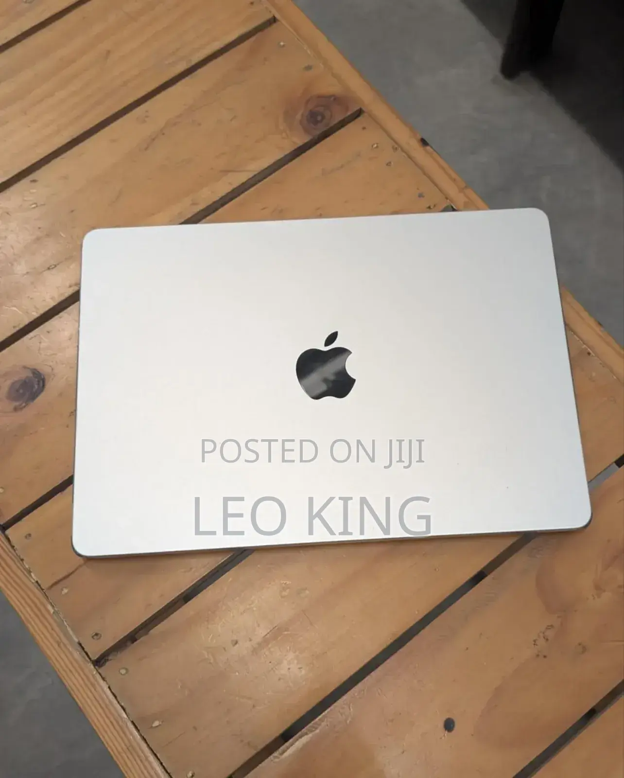 New Laptop Apple MacBook Air 2022 M2 16GB Apple M2 SSD 256GB