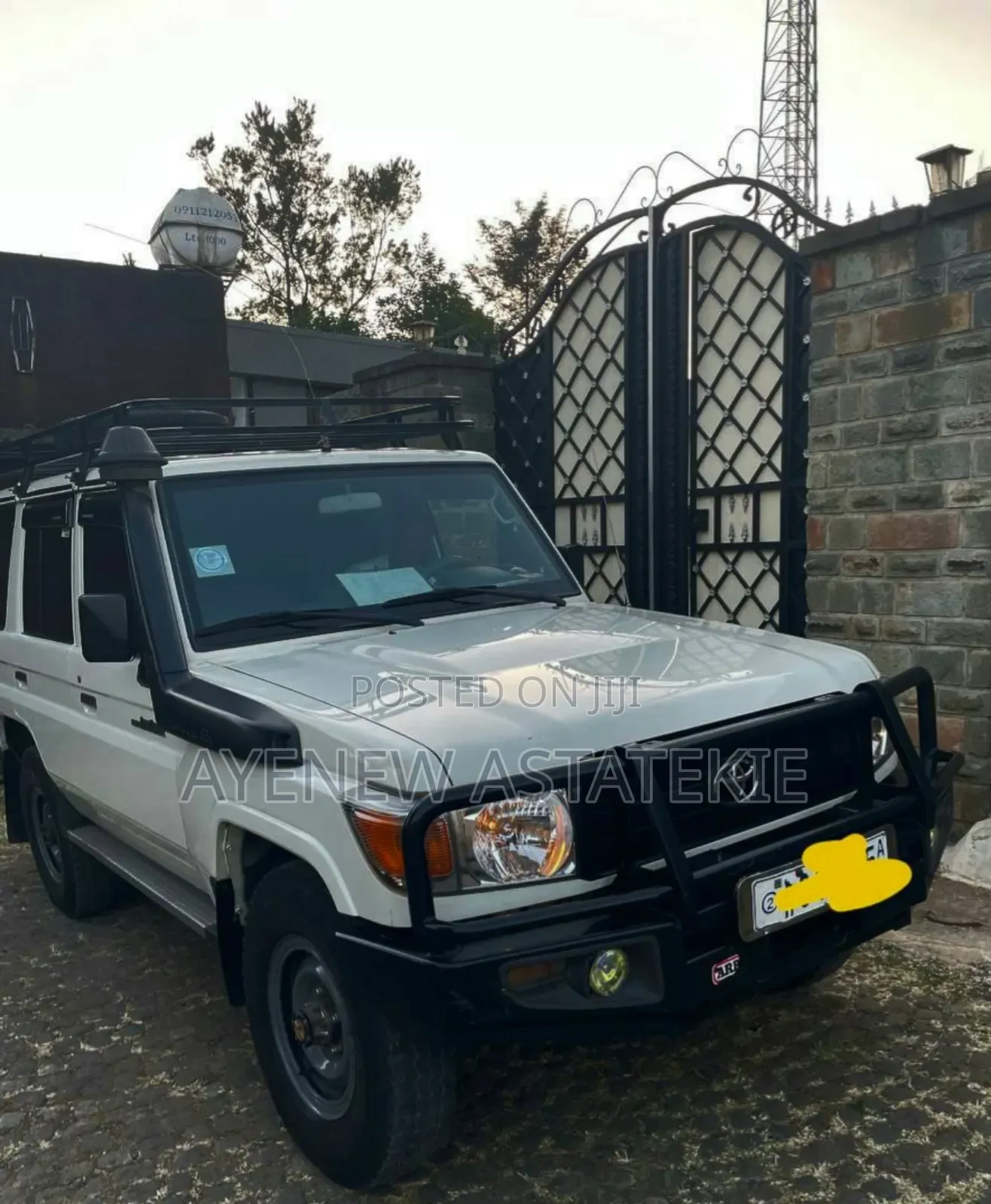 Toyota Land Cruiser 2018 White