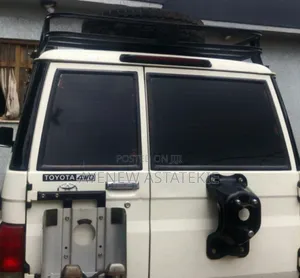 Toyota Land Cruiser 2018 White