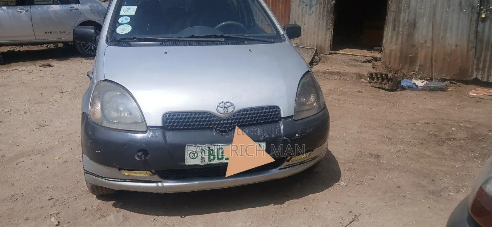 Toyota Vitz 1.3 FWD 3dr 2001 Silver