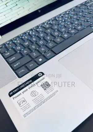 New Laptop HP Envy X360 16GB Intel Core Ultra 7 SSD 512GB