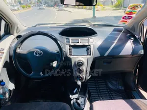 Toyota Yaris 2008 Silver