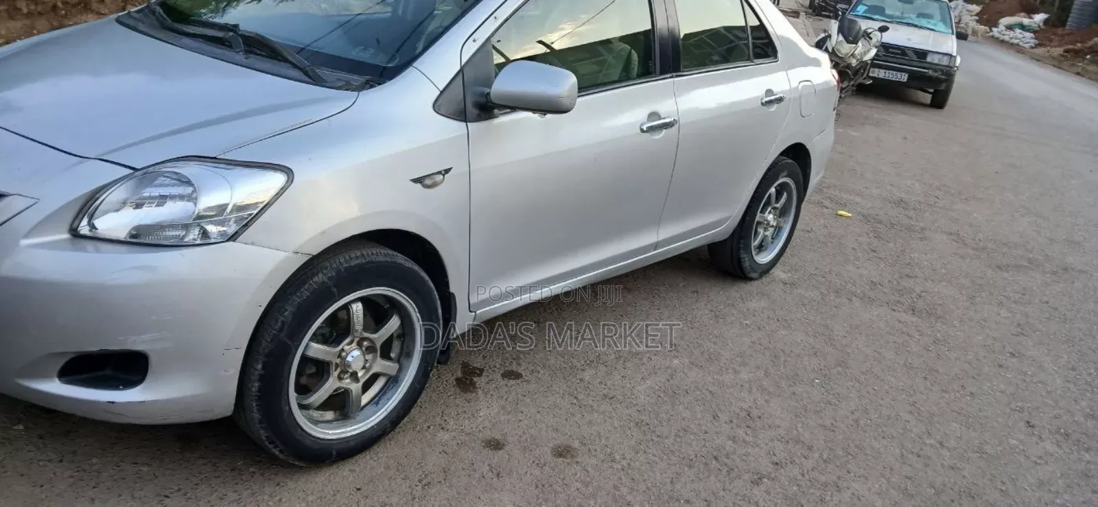 Toyota Belta 2007 Silver