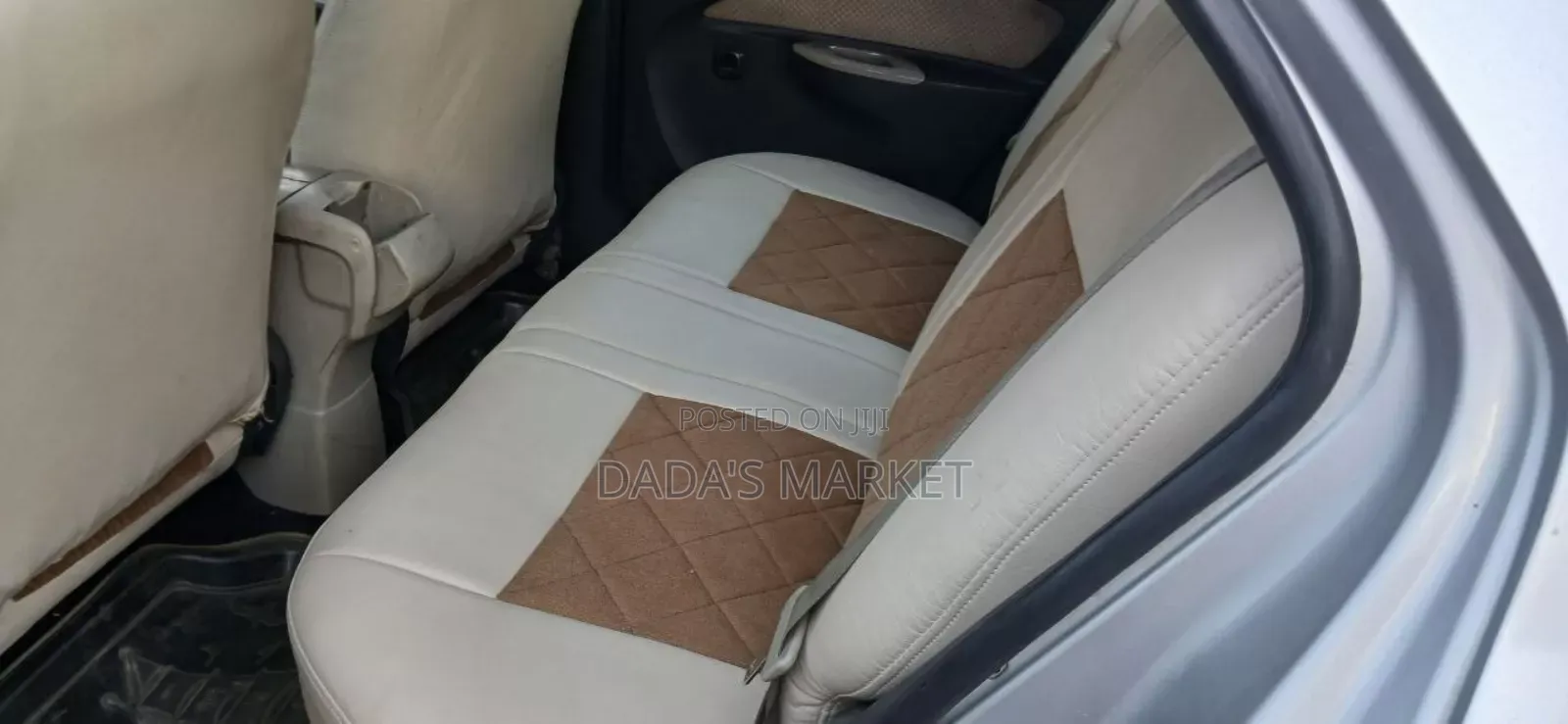 Toyota Belta 2007 Silver