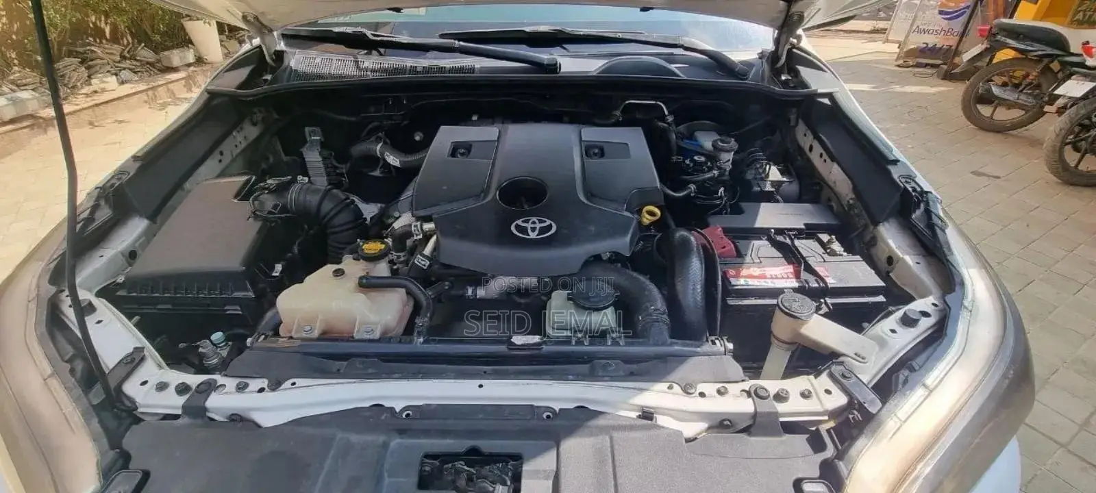 Toyota Hilux 2017 White