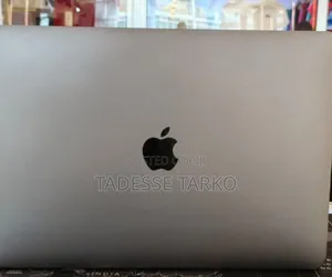 New Laptop Apple MacBook Pro 2017 8GB Intel Core I5 SSD 128GB