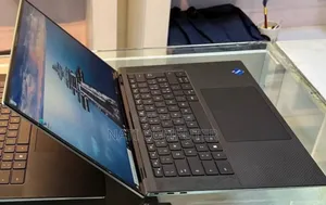 New Laptop Dell XPS 15 16GB Intel Core I7 SSD 512GB