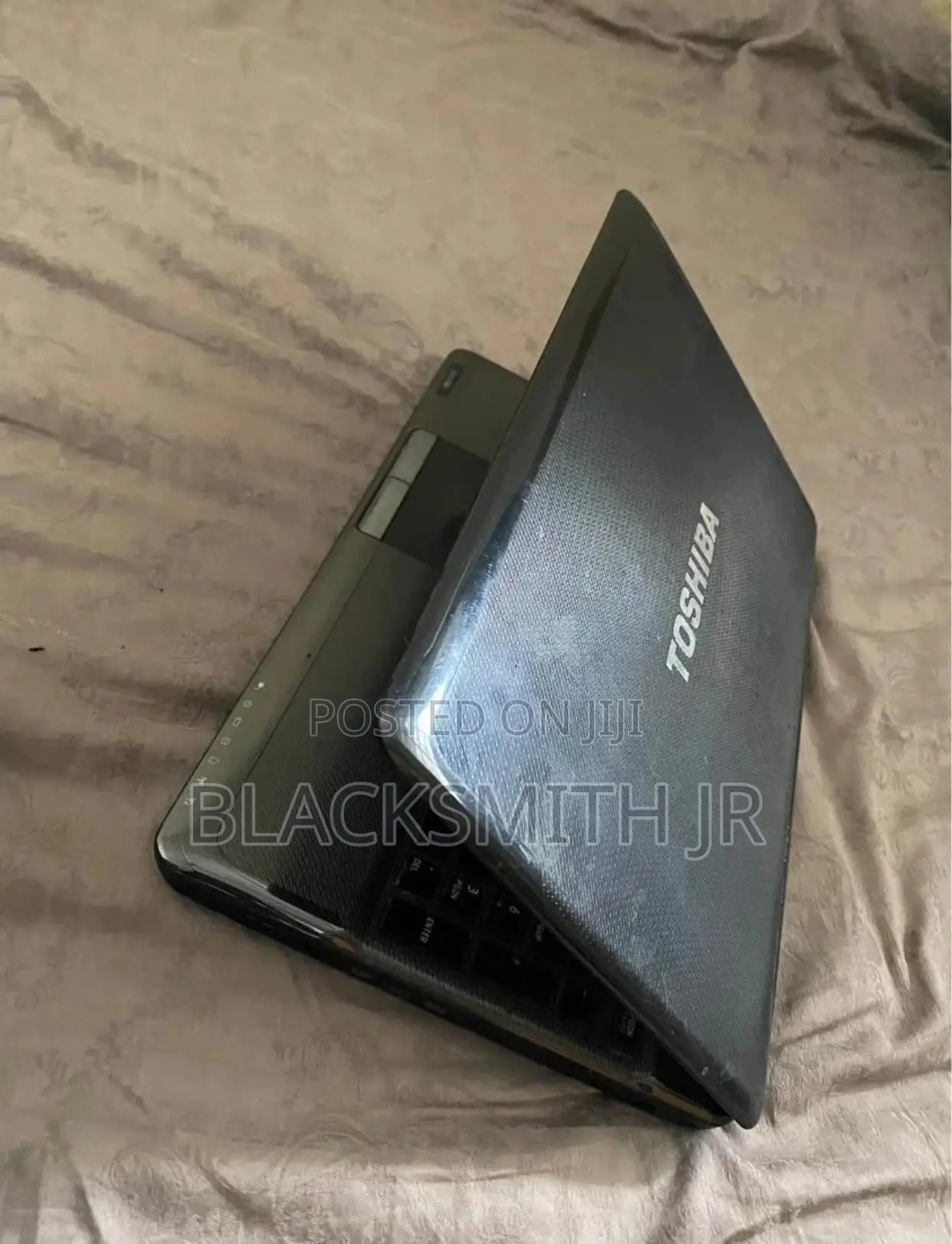 Laptop Toshiba Satellite U945 4GB Intel HDD 500GB