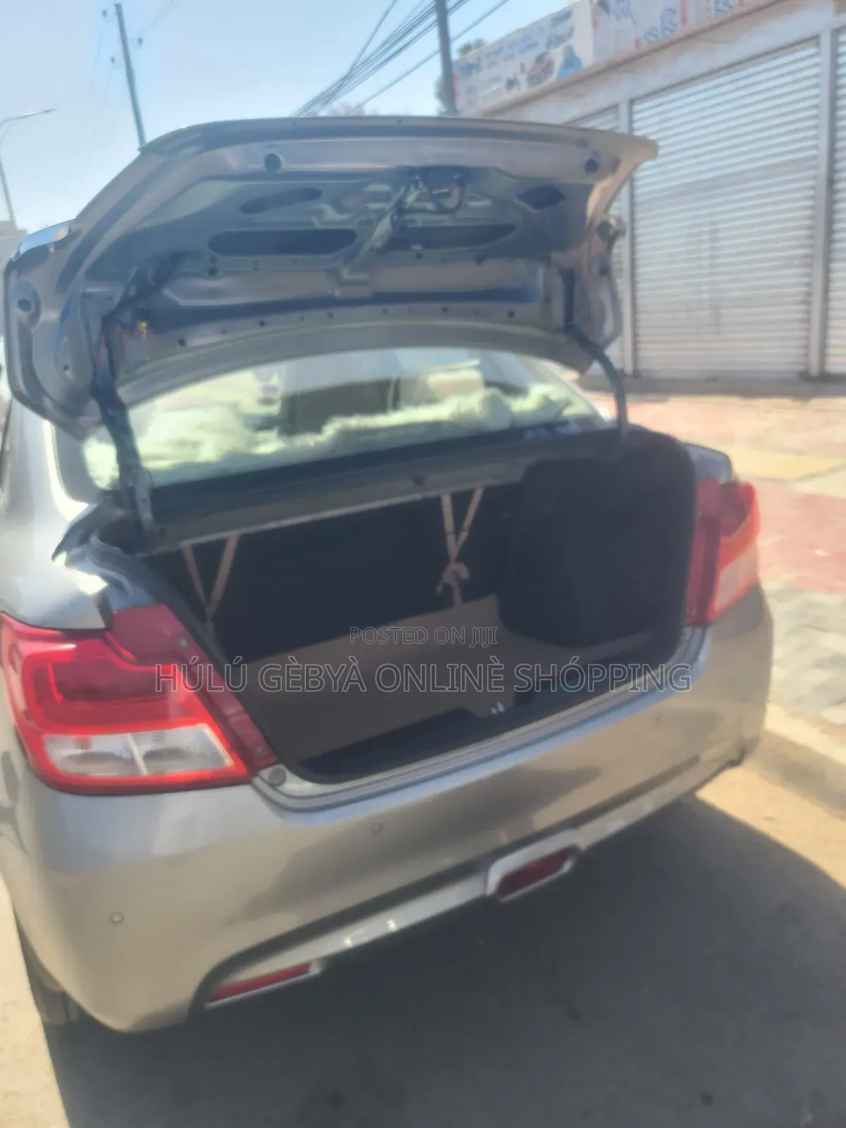 Suzuki Dzire 2022 White