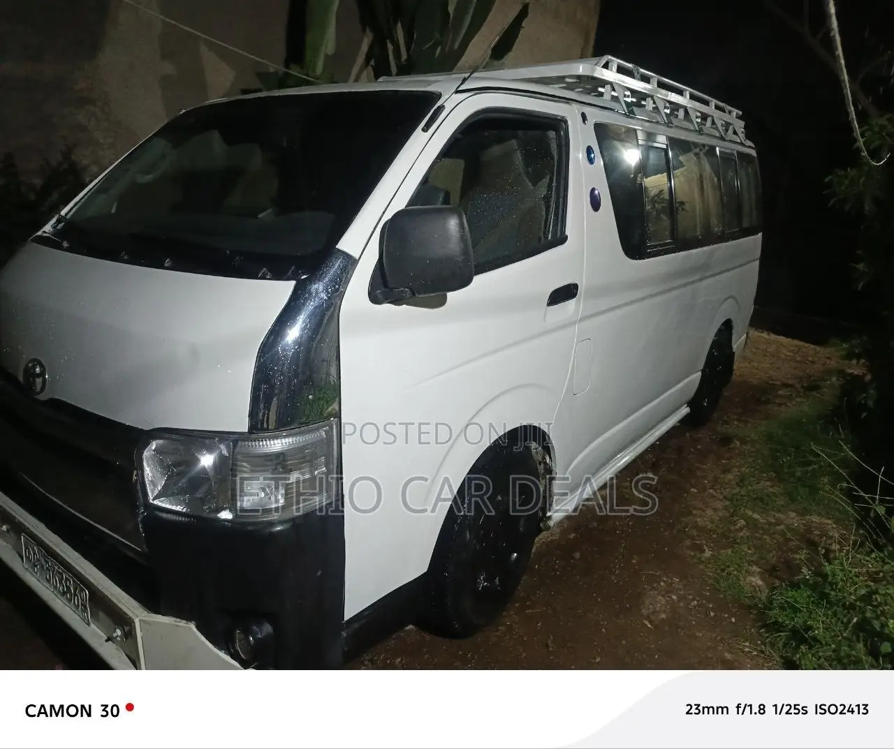 Toyota HiAce 2010 White