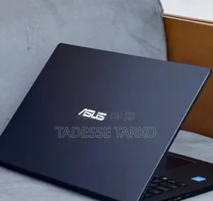 Laptop Asus 8GB Intel Celeron SSD 256GB
